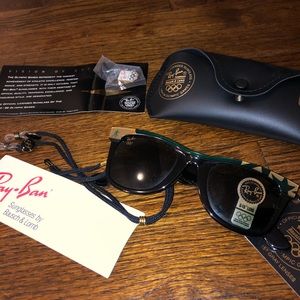 Vintage Ray-Ban Wayfarer Atlanta 1996 Olympics